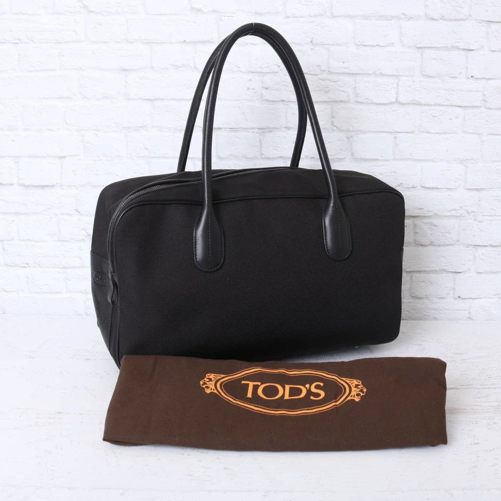 Tod's $1,550 NEW Large Duffel Shoulder Bag Tote Travel Purse Handbag AUTHENTIC